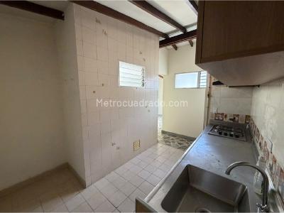 Casa de 3 alcobas en venta en Belen La Gloria, Medellín, 92 m² · foto 2 de 20