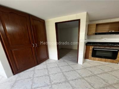 Apartamento de 3 alcobas en venta en Laureles, Medellín, 122 m² · foto 10 de 20
