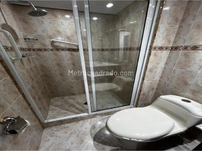Apartamento de 3 alcobas en venta en Laureles, Medellín, 122 m² · foto 14 de 20