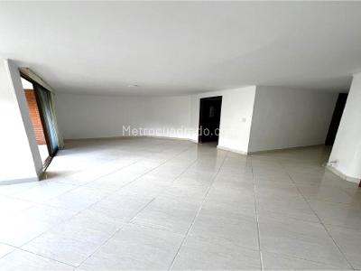 Apartamento de 3 alcobas en venta en Laureles, Medellín, 122 m² · foto 19 de 20