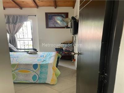 Casa de 3 alcobas en venta en Robledo, Medellín, 59 m² · foto 20 de 20