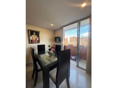 Apartamento en venta en Belen Loma De Los Bernal, Medellín · foto 2 de 13