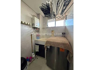 Apartamento en venta en Belen Loma De Los Bernal, Medellín · foto 6 de 13