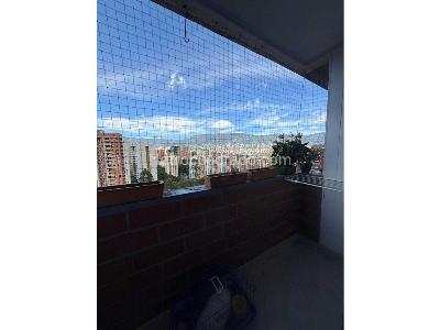 Apartamento en venta en Belen Loma De Los Bernal, Medellín · foto 7 de 13