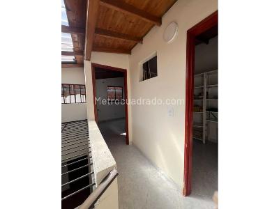 Casa de 5 alcobas en venta en Santa Lucia, Medellín, 125 m² · foto 14 de 17