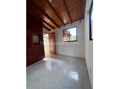 Casa de 5 alcobas en venta en Santa Lucia, Medellín, 125 m² · foto 15 de 17