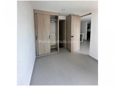 Apartamento de 3 alcobas en venta en Calasanz, Medellín, 52 m² · foto 9 de 14