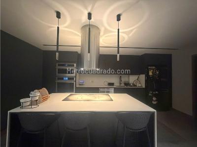 Casa de 5 alcobas en venta en Los Colores, Medellín, 630 m² · foto 6 de 18