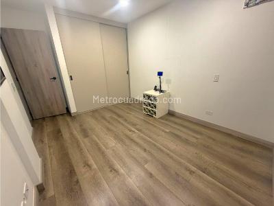 Casa de 5 alcobas en venta en Los Colores, Medellín, 630 m² · foto 11 de 18