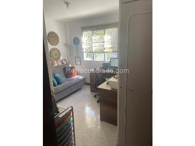 Casa de 4 alcobas en venta en Escobero, Envigado, 126 m² · foto 10 de 13