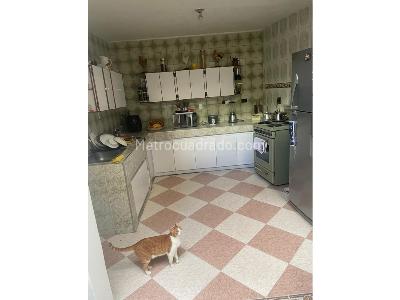 Casa de 4 alcobas en venta en Escobero, Envigado, 126 m² · foto 6 de 13