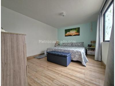 Casa de 5 alcobas en venta en Belen Miravalle, Medellín, 261 m² · foto 8 de 20