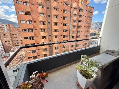 Apartamento de 3 alcobas en venta en Laureles 1 Parque, Medellín, 102 m² · foto 10 de 19