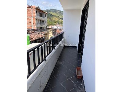 Apartamento de 3 alcobas en venta en Cabecera Urbana San Cristobal, Medellín, 150 m² · foto 1 de 8