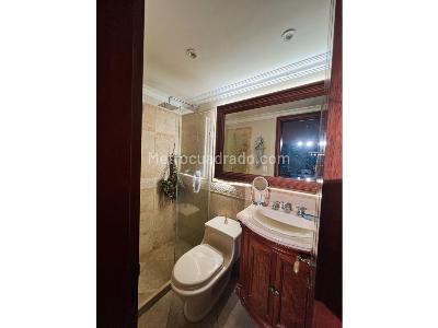 Casa de 5 alcobas en venta en Loma Del Escobero, Envigado, 321 m² · foto 11 de 20