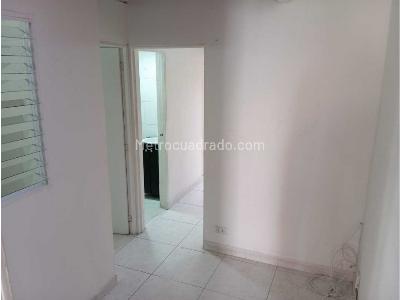 Casa en venta en Itagui, Itagüí · foto 3 de 12