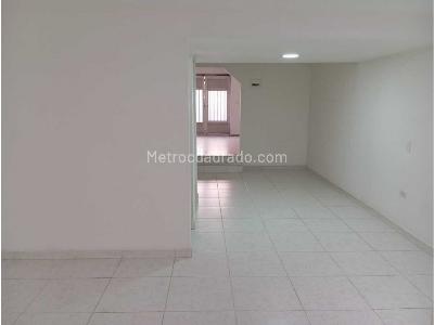 Casa en venta en Itagui, Itagüí · foto 8 de 12