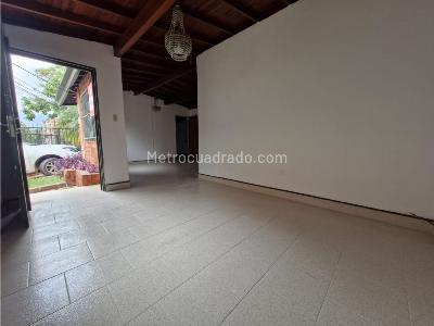Casa de 4 alcobas en venta en Calasanz, Medellín, 210 m² · foto 6 de 20