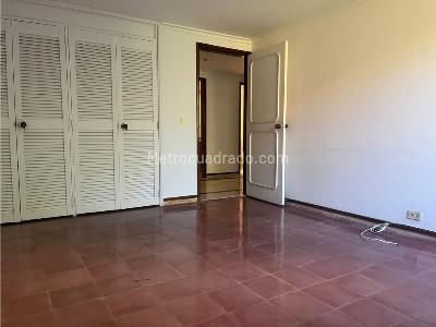 Apartamento de 3 alcobas en venta en Alejandría, Medellín, 227 m² · foto 17 de 20