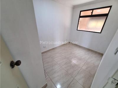 Apartamento en venta en Manrique, Medellín · foto 7 de 16