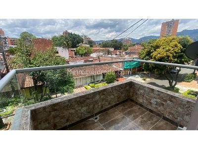 Apartamento en venta en La Floresta, Medellín · foto 2 de 16