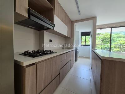 Apartamento de 3 alcobas en venta en La Doctora, Sabaneta, 66 m² · foto 3 de 20