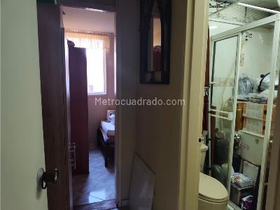 Apartamento de 2 alcobas en venta en La Castellana, Medellín, 87 m² · foto 13 de 14