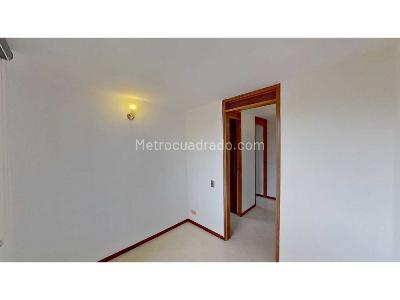 Apartamento de 3 alcobas en venta en Los Colores, Medellín, 68 m² · foto 2 de 20