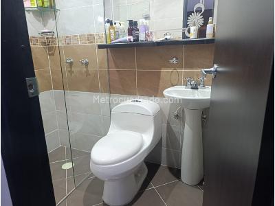 Apartamento en venta en Calasanz Parte Baja, Medellín · foto 2 de 17