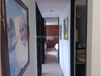 Apartamento en venta en Calasanz Parte Baja, Medellín · foto 7 de 17