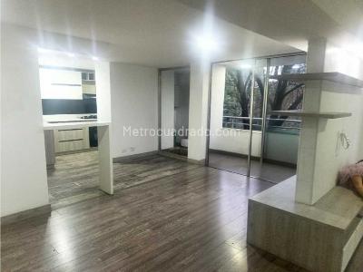 Apartamento en venta en Los Colores, Medellín · foto 14 de 20
