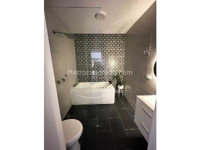 Casa de 3 alcobas en venta en Simon Bolivar En La Comuna 12 De Medellin, Medellín, 138 m² · foto 2 de 18