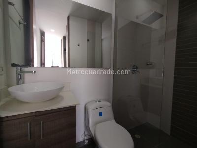 Apartaestudio en venta en Loma Del Escobero, Envigado, 62 m² · foto 14 de 16