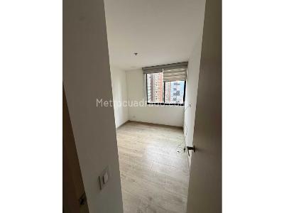 Apartamento de 3 alcobas en venta en Poblado En La Comuna 14 De Medellin, Medellín, 90 m² · foto 6 de 11