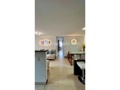 Apartamento de 3 alcobas en venta en Loma Del Indio Comuna 10 De Medellin, Medellín, 71 m² · foto 1 de 18