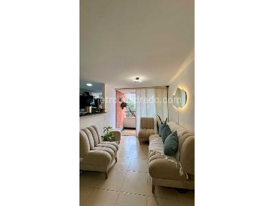 Apartamento de 3 alcobas en venta en Loma Del Indio Comuna 10 De Medellin, Medellín, 71 m² · foto 7 de 18