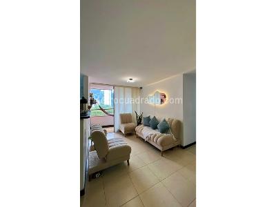 Apartamento de 3 alcobas en venta en Loma Del Indio Comuna 10 De Medellin, Medellín, 71 m² · foto 9 de 18