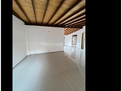 Apartamento en venta en La America, Medellín · foto 2 de 20