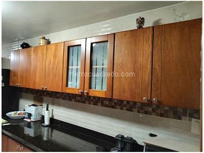 Apartamento de 4 alcobas en venta en La Castellana, Medellín, 122 m² · foto 3 de 11