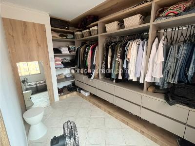 Apartamento en venta en Laureles, Medellín · foto 9 de 11