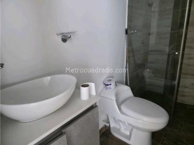 Apartamento de 3 alcobas en venta en Belen San Bernado, Medellín, 90 m² · foto 3 de 15