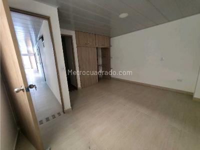 Apartamento de 3 alcobas en venta en Belen San Bernado, Medellín, 90 m² · foto 9 de 15