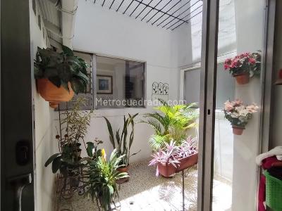 Casa de 4 alcobas en venta en Conquistadores, Medellín, 151 m² · foto 7 de 16
