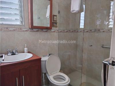 Casa de 4 alcobas en venta en Conquistadores, Medellín, 151 m² · foto 15 de 16