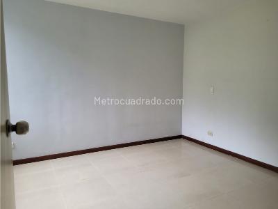 Apartamento en venta en Almeria, Medellín · foto 14 de 20