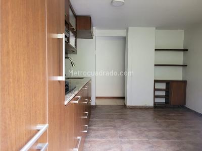 Apartamento en venta en Almeria, Medellín · foto 7 de 20