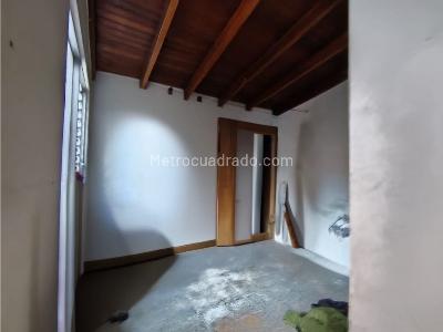 Casa de 5 alcobas en venta en Conquistadores, Medellín, 276 m² · foto 7 de 13