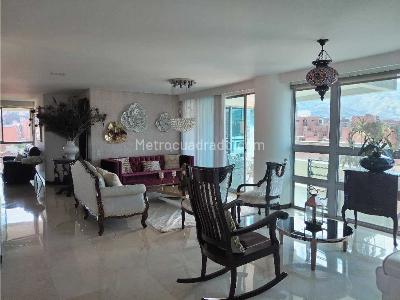 Apartamento en venta en Laureles En Medellin, Medellín · foto 5 de 20