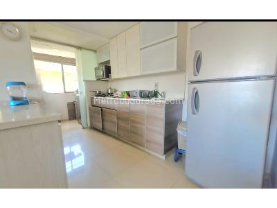 Apartamento de 3 alcobas en venta en Loma De San Julian, Medellín, 105 m² · foto 10 de 20
