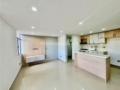 Apartamento de 2 alcobas en venta en Calasania, Medellín, 55 m² · foto 5 de 14